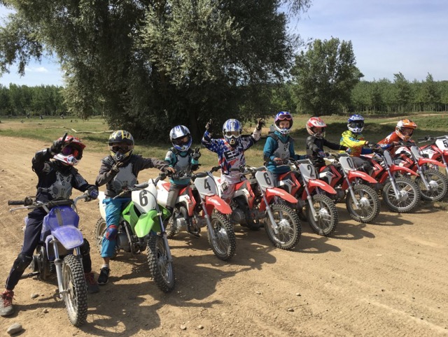 Colonie de vacances Moto Premium 8-12 ans - Image 1