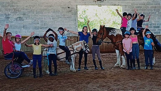 Colonie de vacances Equitation & Animations - Image 1