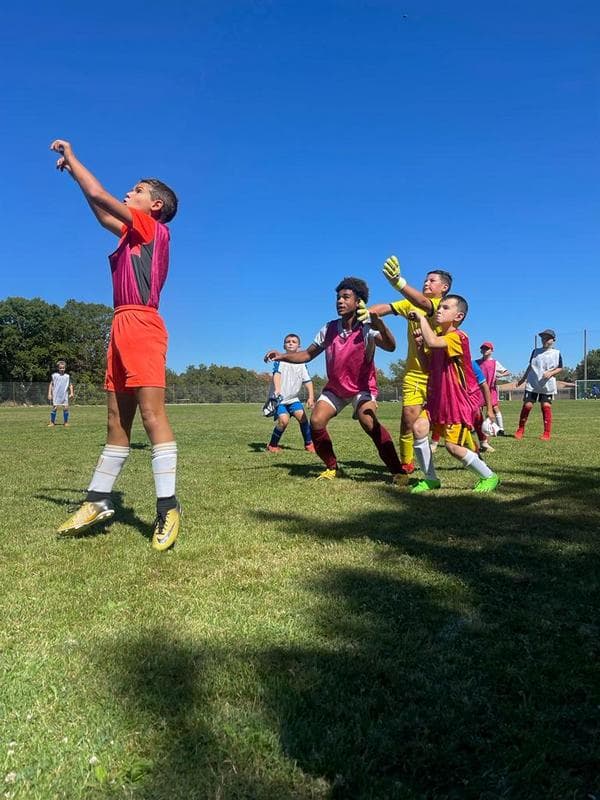 Stage football - Image 1