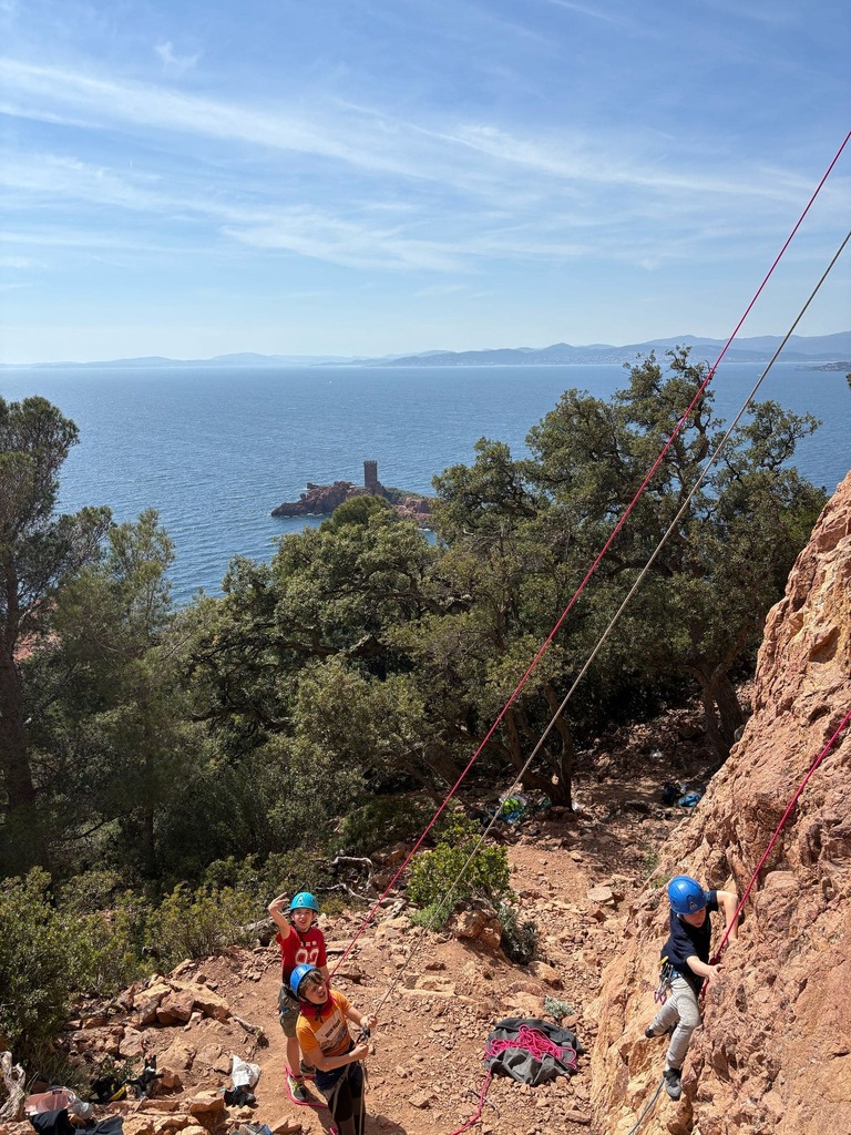 Colo Stage Escalade - Image 3