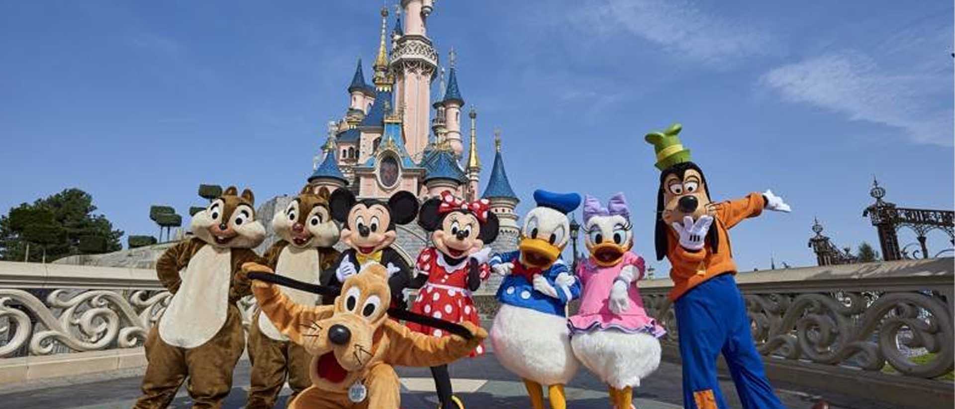 Futuroscope + Disneyland Paris - Image 1