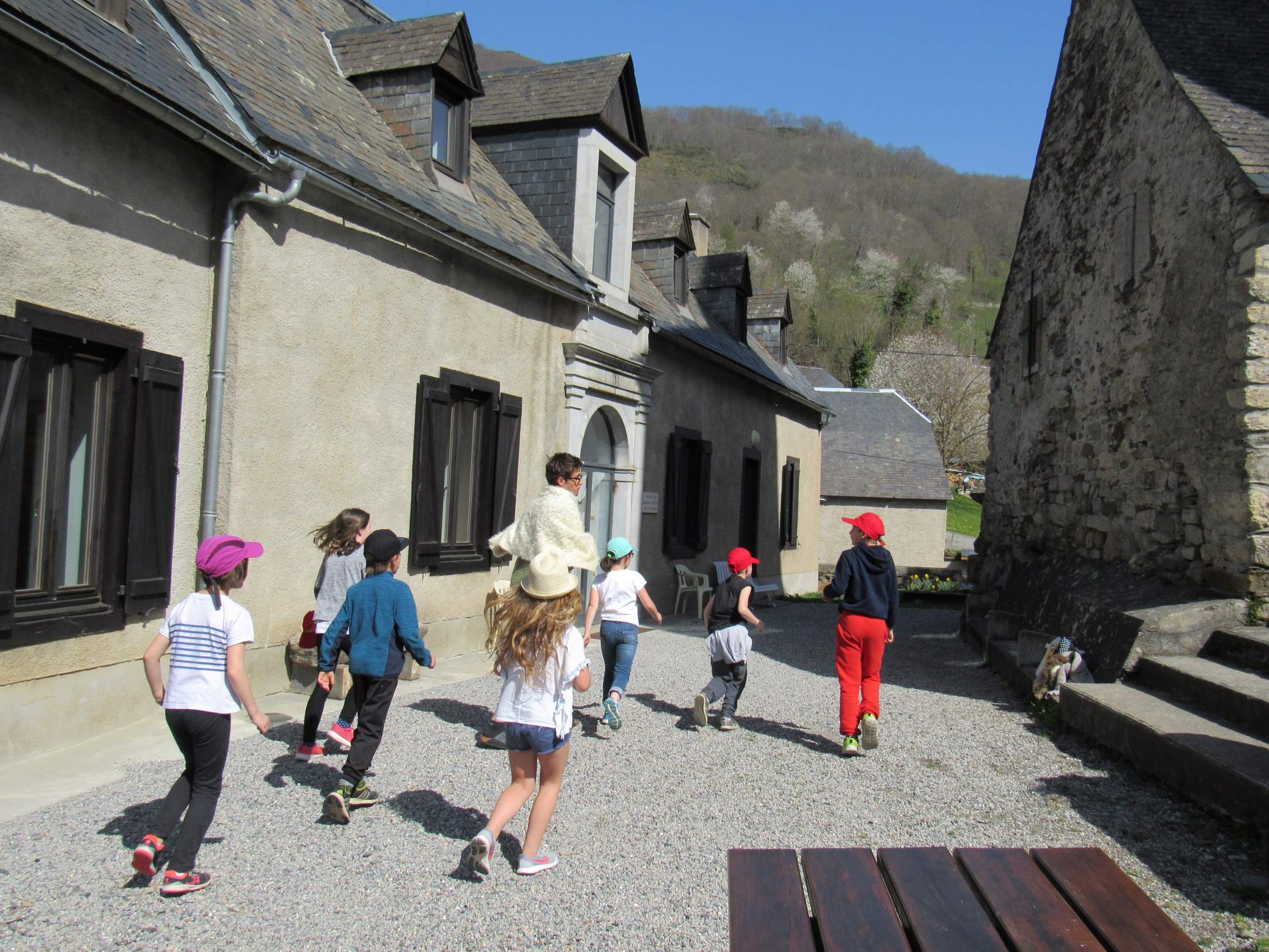 Copains et Colos - Image 2