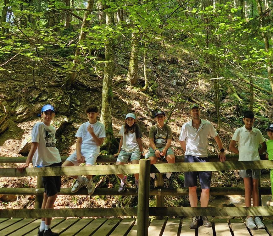 Camp explorateurs labo en Suisse - Image 2