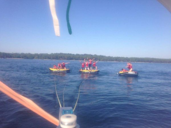 Sea, Surf and Fun ! - Image 2