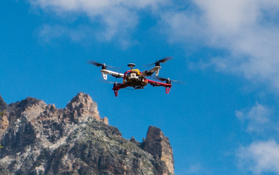 Drone au Sommet  