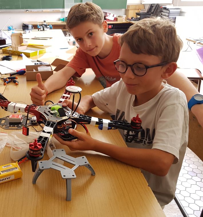 Robot et Drone